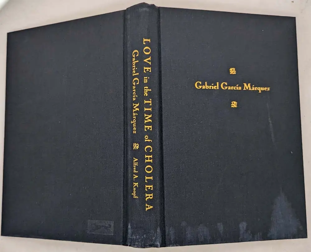 Love in the Time of Cholera - Gabriel Garcia Marquez 1988 | 1st Edition Love in the Time of Cholera - Gabriel Garcia Marquez 1st Edition