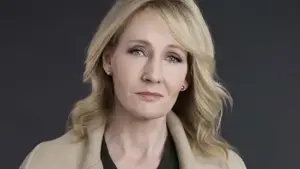 robert-galbraith-j.k.-rowling-mary-mccartney-2015