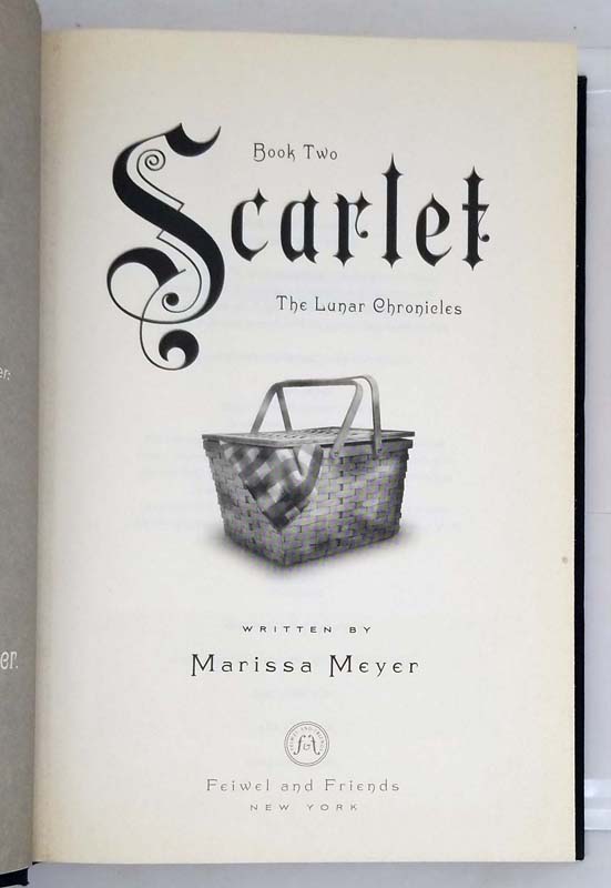 Scarlet - Marissa Meyer 2013 | 1st Edition