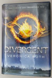 Divergent - Veronica Roth | 1st Edition 2011
