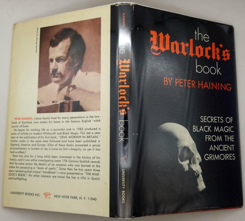 The Warlock's Book - Peter Haining [1976] | 1st Edition