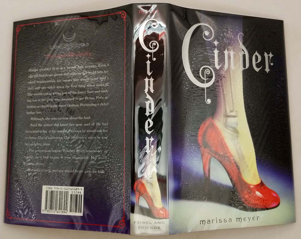 Cinder: (Book 1 Lunar Chronicles) - Marissa Meyer 2012 | 1st Edition