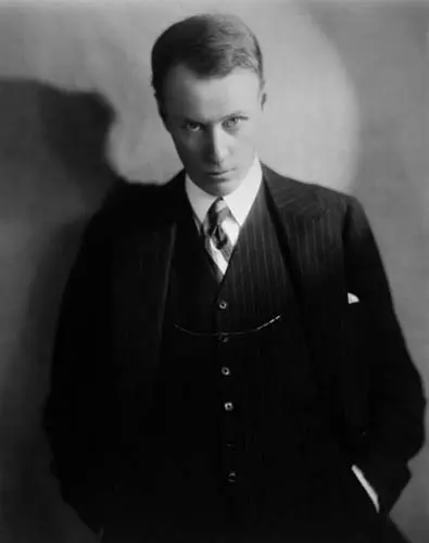 Sinclair Lewis