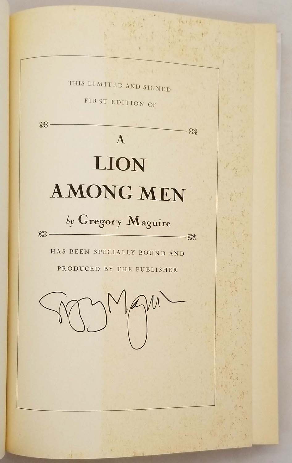 A Lion Among Men - Gregory Maguire 2008 | 1st Edition SIGNED