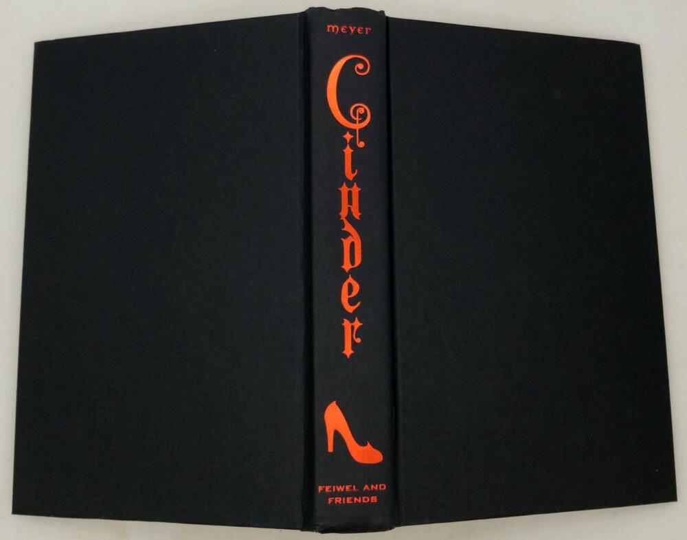 Cinder: (Book 1 Lunar Chronicles) - Marissa Meyer 2012 | 1st Edition SIGNED