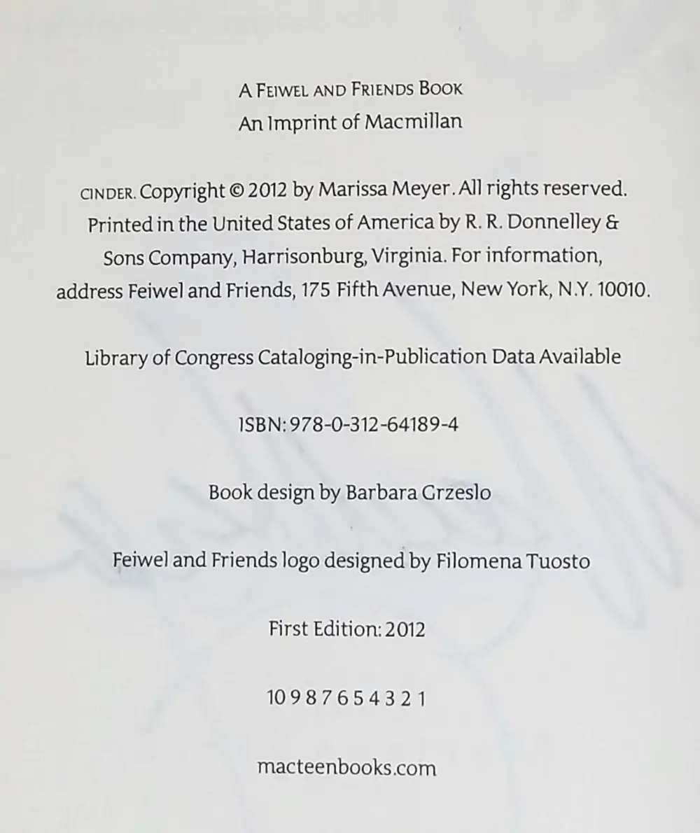 Cinder: (Book 1 Lunar Chronicles) - Marissa Meyer 2012 | 1st Edition SIGNED