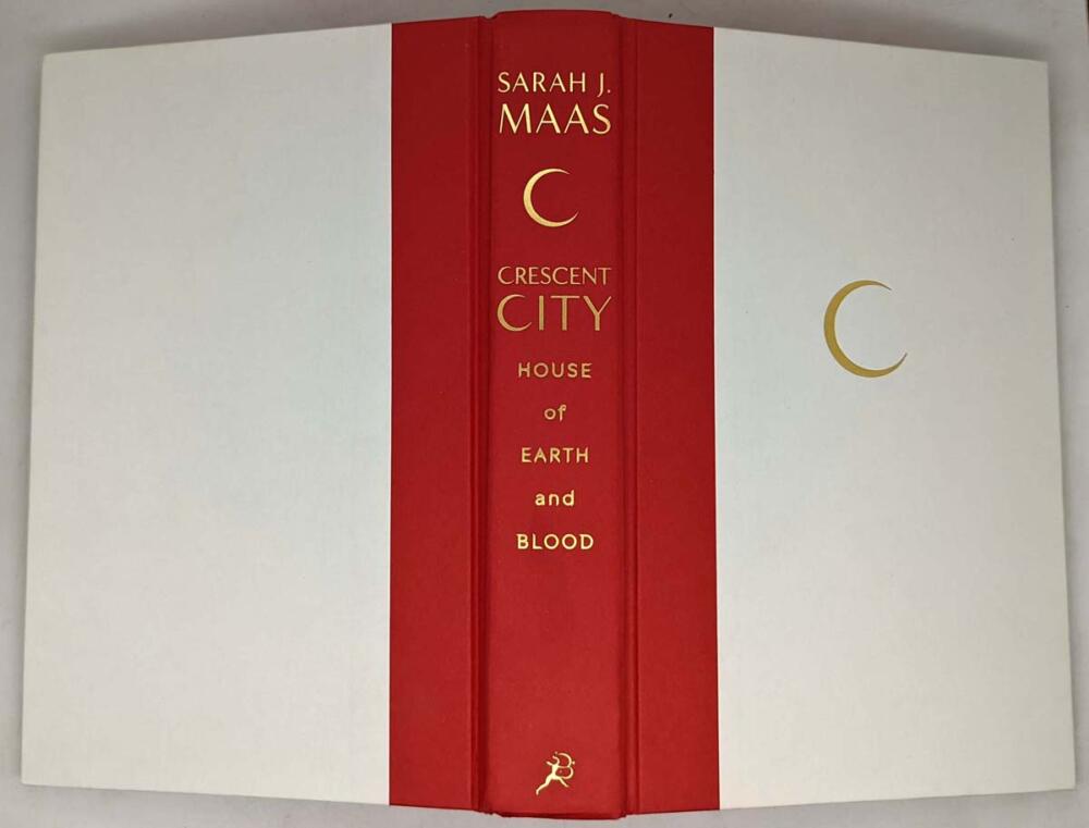 House of Earth and Blood: Crescent City, Book 1 - Sarah J. Maas 2020 | 1st Edition