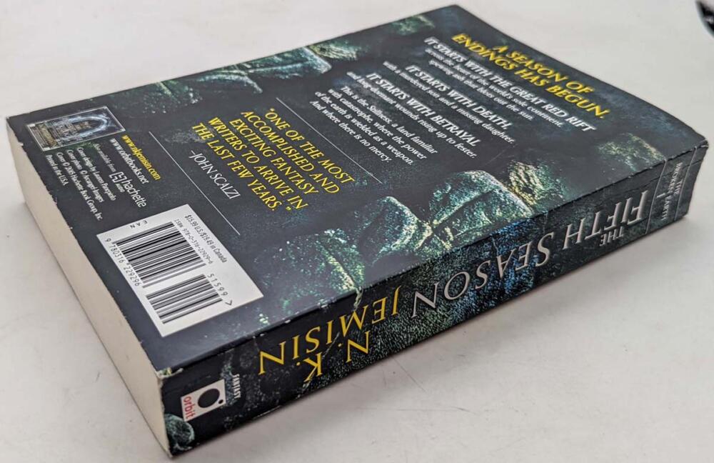 The Fifth Season - N. K. Jemisin 2015 | 1st Edition