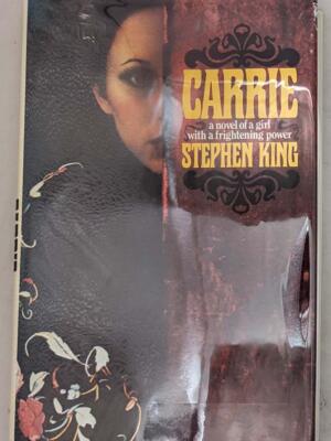 Carrie - Stephen King 1974 | BCE