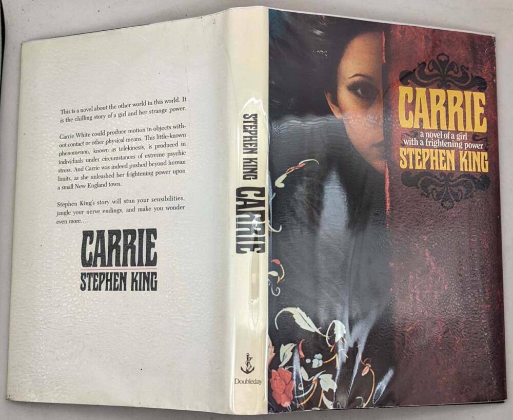 Carrie - Stephen King 1974 | BCE