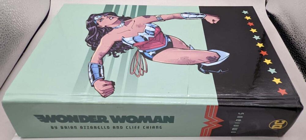 Wonder Woman by Brian Azzarello & Cliff Chiang Omnibus 2019