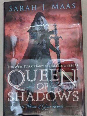 Queen of Shadows - Sarah J. Maas 2015 | 1st Edition SIGNED