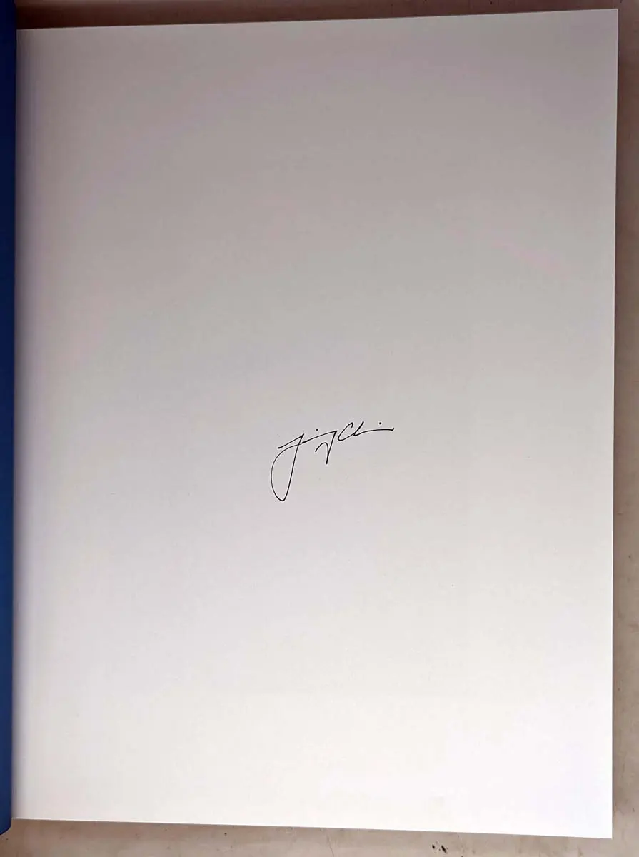 There and Back: Photographs from the Edge - Jimmy Chin 2021 | SIGNED There and Back: Photographs from the Edge - Jimmy Chin 2021 | SIGNED