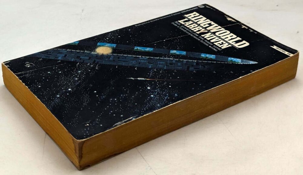 Ringworld - Larry Niven 1970 | 1st Edition