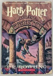 Harry Potter and the Sorcerer's Stone - J.K. Rowling 1997 | 1st PB Edition