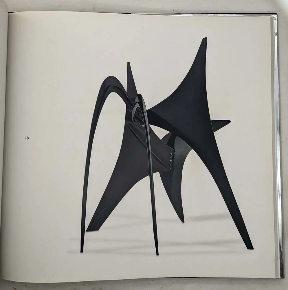 Alexander Calder: Gravity and Grace - Carmen Gimenez | Monograph 2004