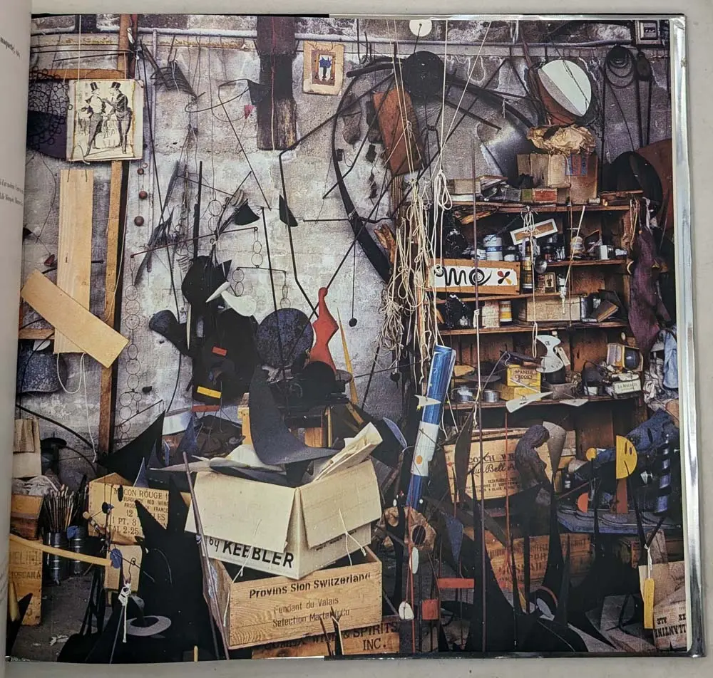 Alexander Calder: Gravity and Grace - Carmen Gimenez | Monograph 2004