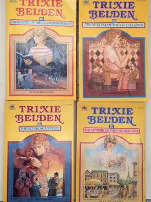 Trixie Belden 26 29 36 37 - 4 Vols. Book Lot